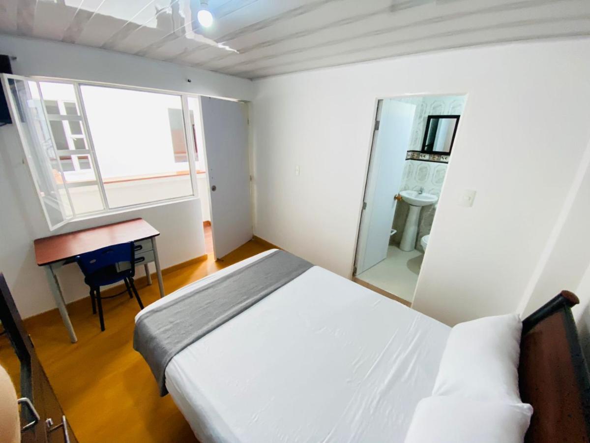 Casa Coral Hotel Bogota Bagian luar foto