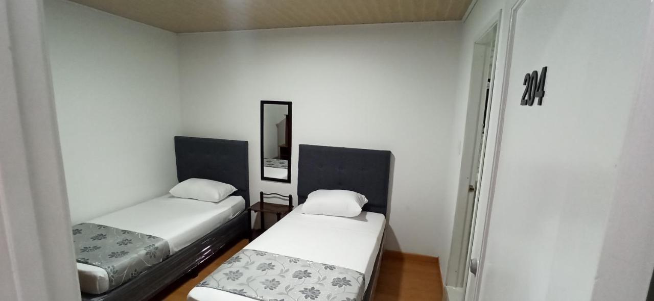 Casa Coral Hotel Bogota Bagian luar foto