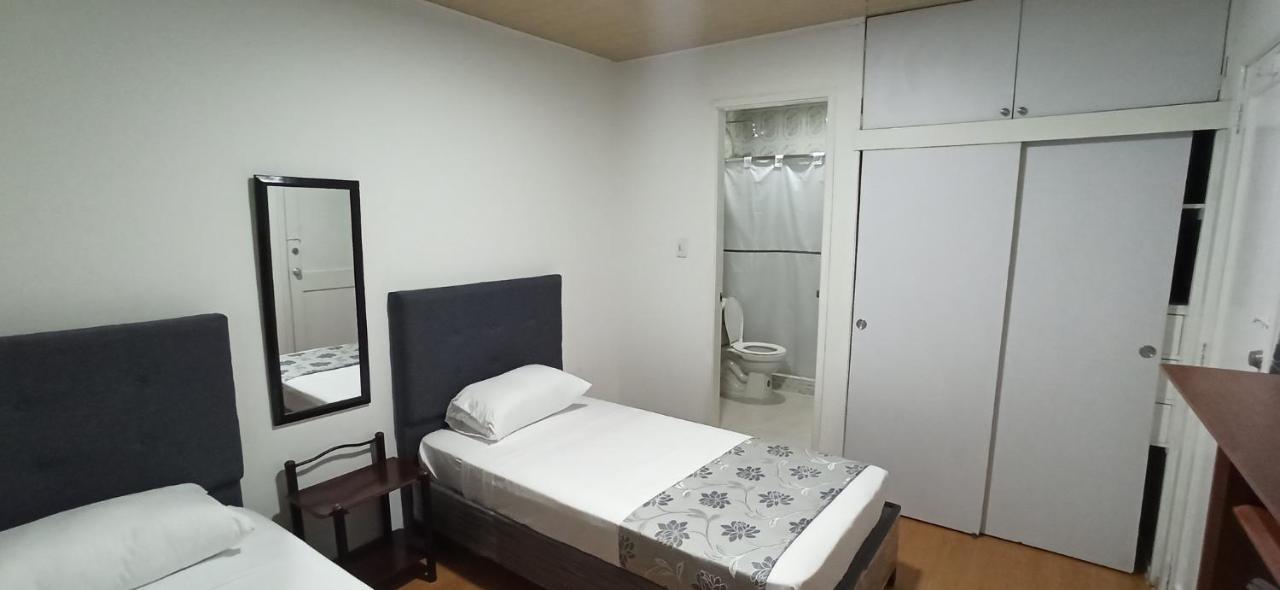 Casa Coral Hotel Bogota Bagian luar foto